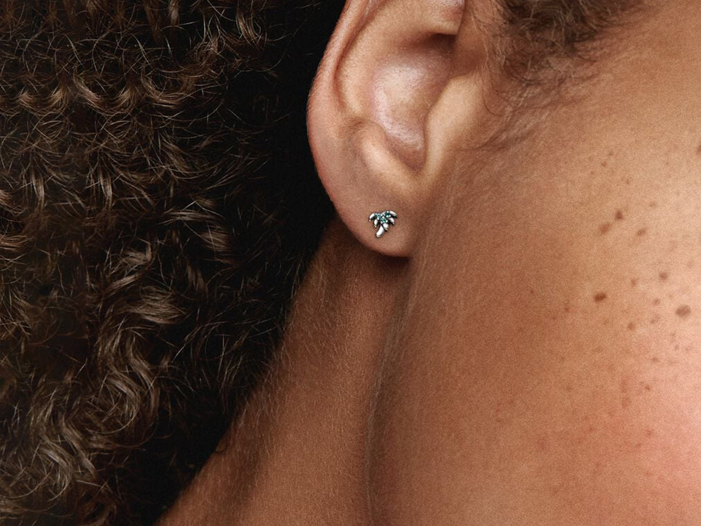 Palm Love Solo Stud Earrings