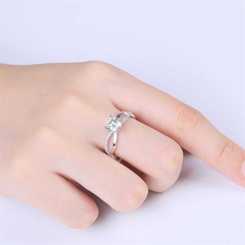 1 Carat D Color Moissanite Waistline Ring - 925 Sterling Silver Modern Engagement Jewelry
