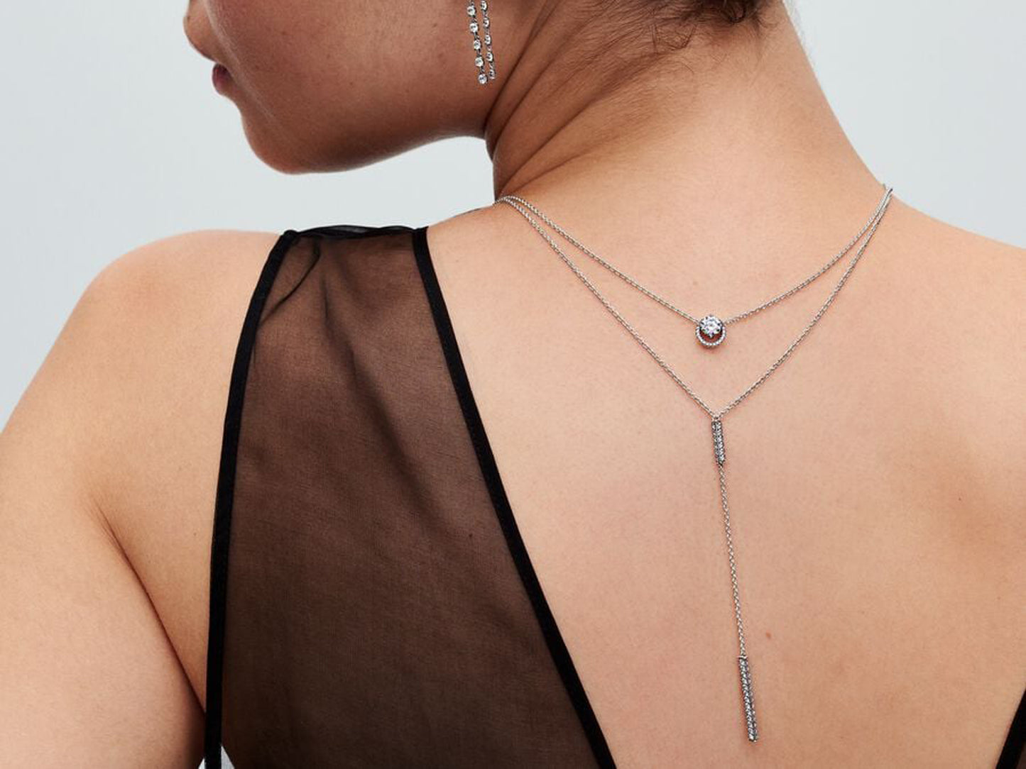 Sparkling Round Halo Pendant Collier Necklace