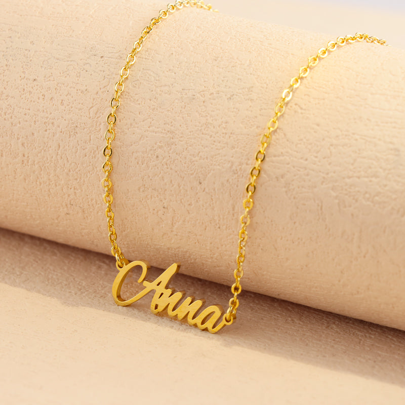 Fashionable gold letter pendant O-shaped chain necklace