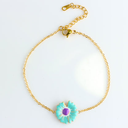 Fashionable Flower Charm Bracelet