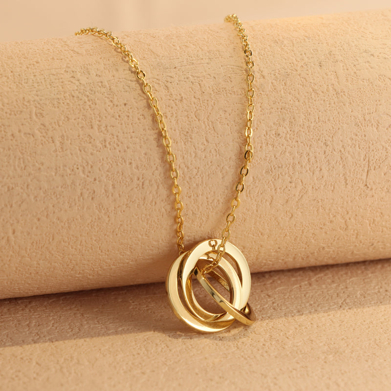 Gold O-Chain Multi-Ring Pendant Necklace