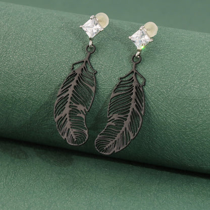 Handcrafted Copper Leaf Earrings - Unique Asymmetric Design for Women