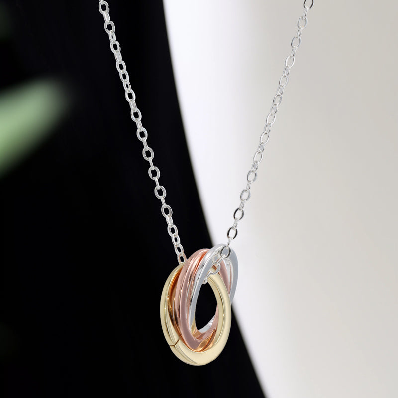 Geometric Copper Alloy O-Chain Necklace with Circle Pendant
