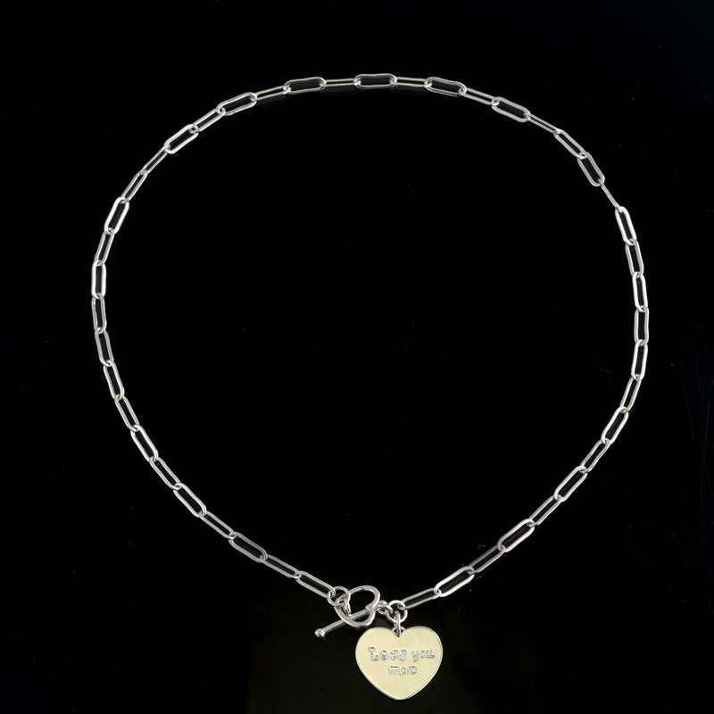 Silver O-Chain Jewelry with Heart-shaped Geometry