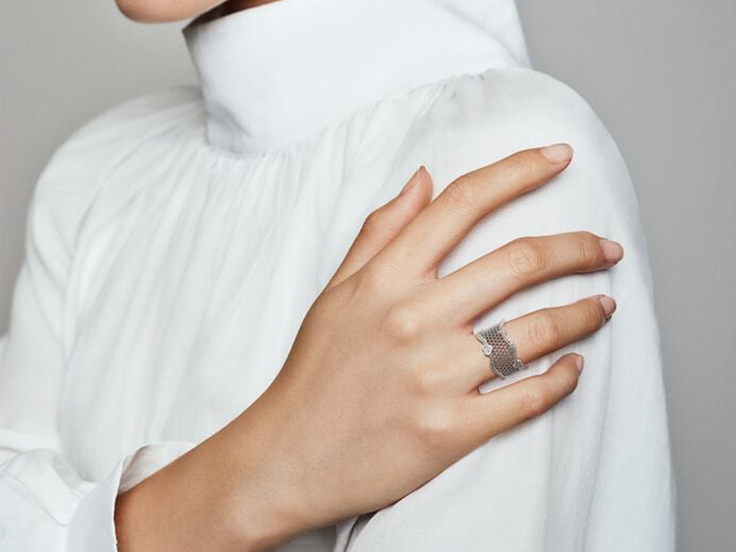 Pavé Hearts Lace Ring