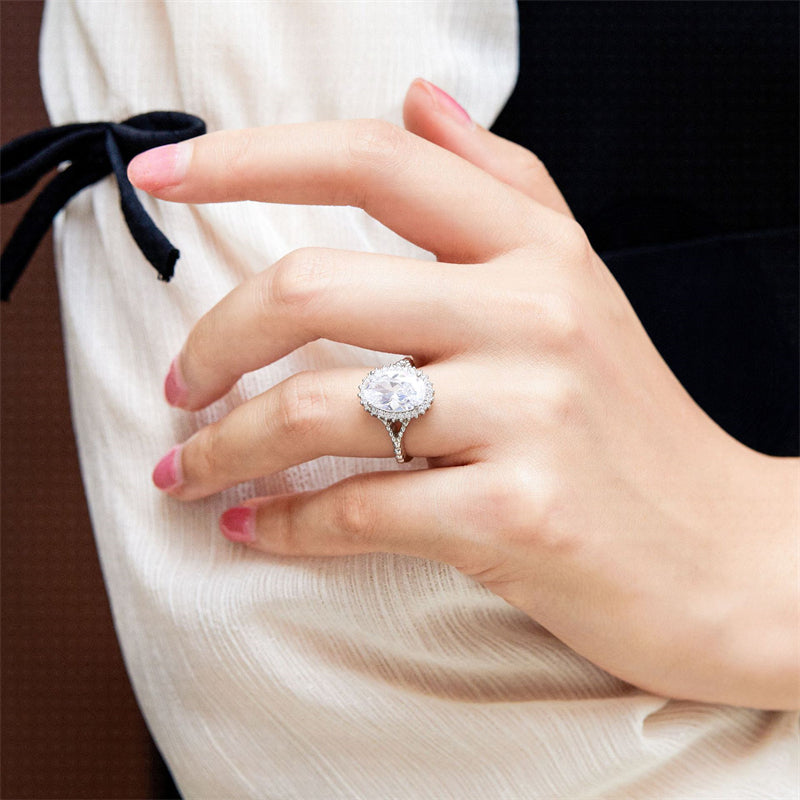 4.5ct Oval Zirconia 925 Silver Ring - Luxe "Pigeon Egg" Statement Cocktail Ring