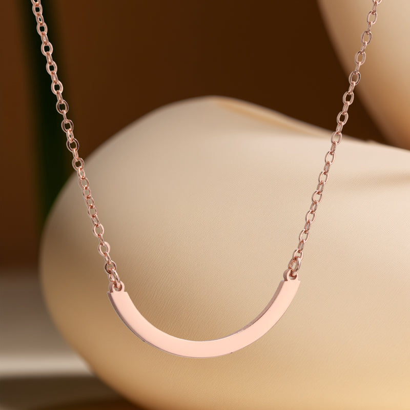 Unique Pendant Rose Gold O-Shaped Necklace