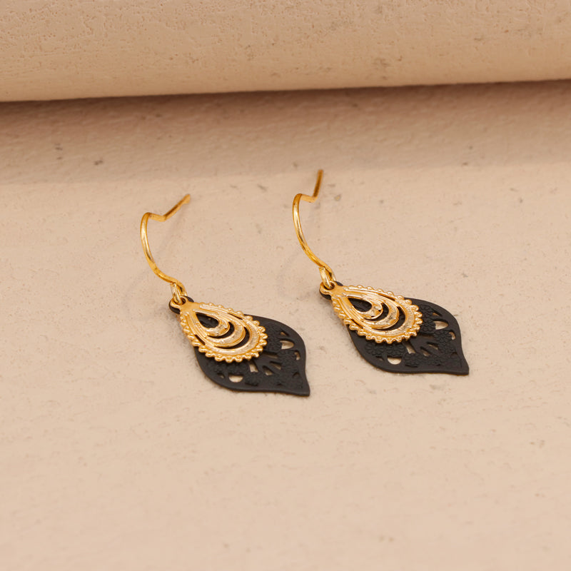 Unique Botanical Design Copper Leaf Dangle Earrings