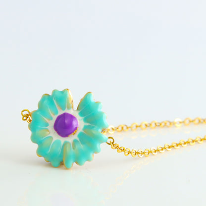 Fashionable Flower Charm Bracelet