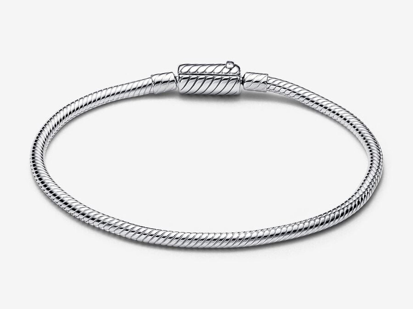 Sliding Magnetic Clasp Snake Chain Bracelet
