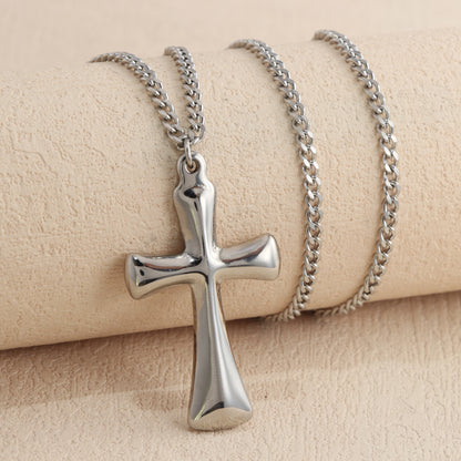 Trendy Silver Chopin Chain Necklace with Cross Embellishment