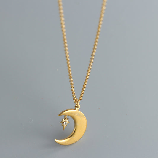 Minimalist Gold O-Chain Necklace with Celestial Moon Pendant