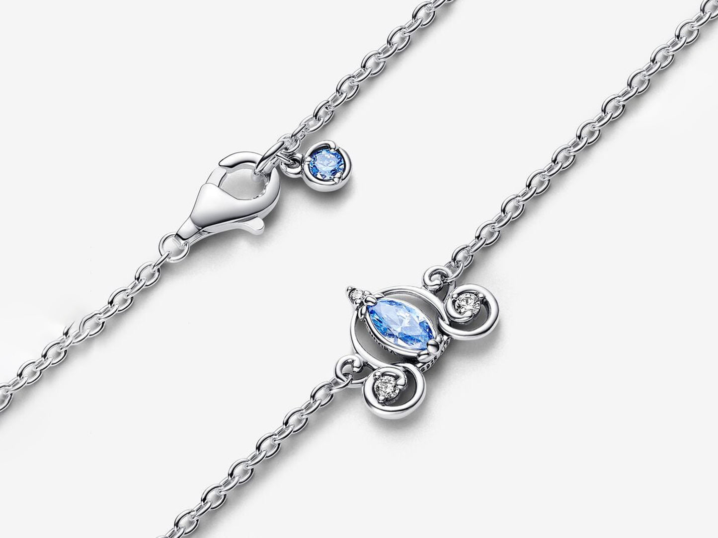 Disney Cinderella's Carriage Collier Necklace