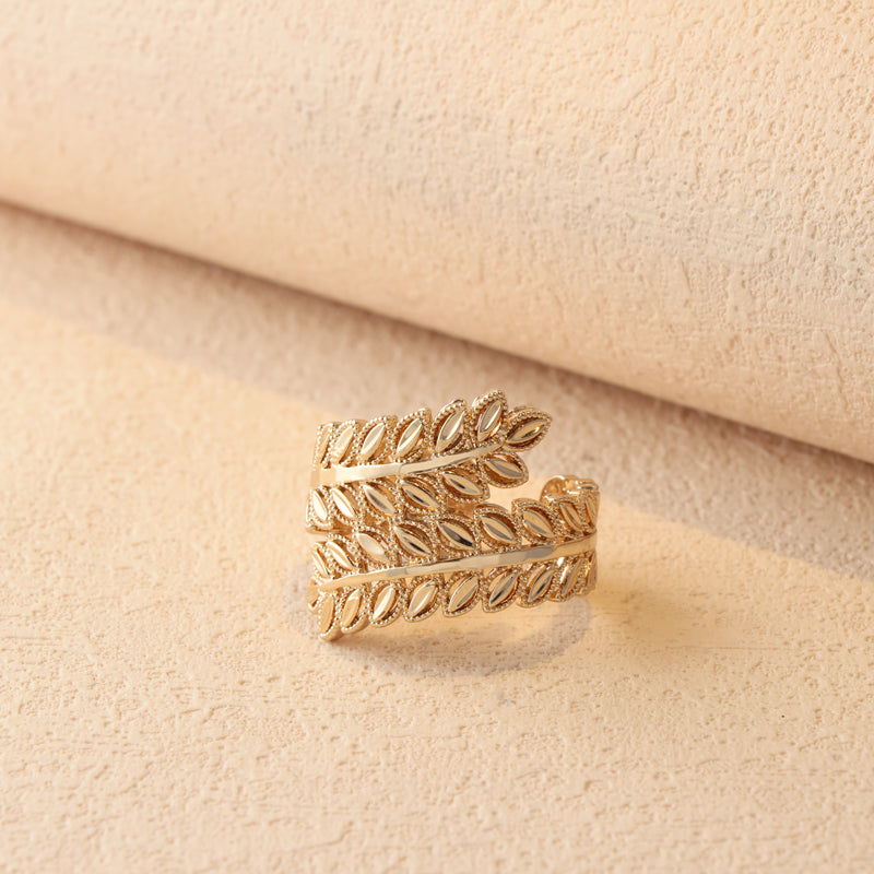 Elegant Leaf Texture Ring