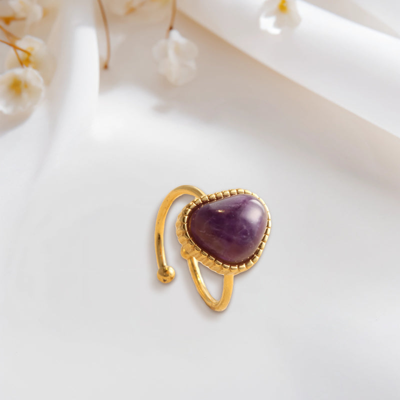 Romantic Amethyst Heart Ring