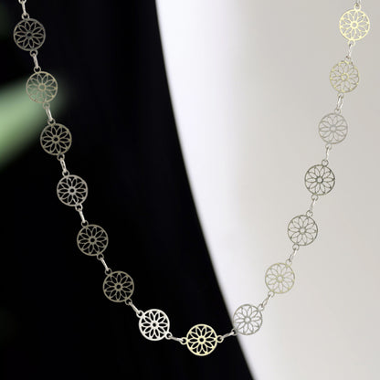 Elegant Copper O-Chain Necklace with Flower Design