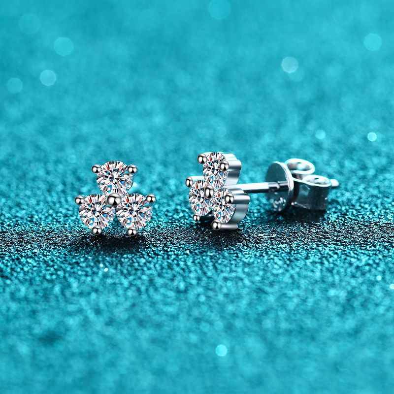 925 Sterling Silver Clover Moissanite Stud Earrings - 0.6CT Floral-Inspired Luxury Jewelry