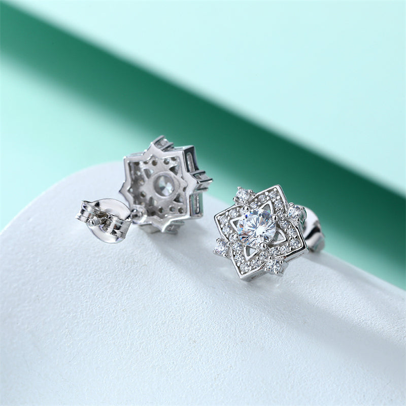 925 Sterling Silver Floral Clover Earrings for Women Elegant Zircon Flower Studs White Gold Plated