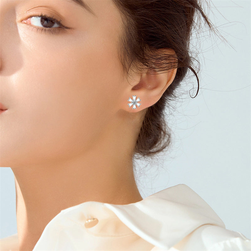 925 Sterling Silver Floral Star Earrings for Women Elegant Daisy Flower Stud Earrings with Zircon Stones, White Gold Plated 3g