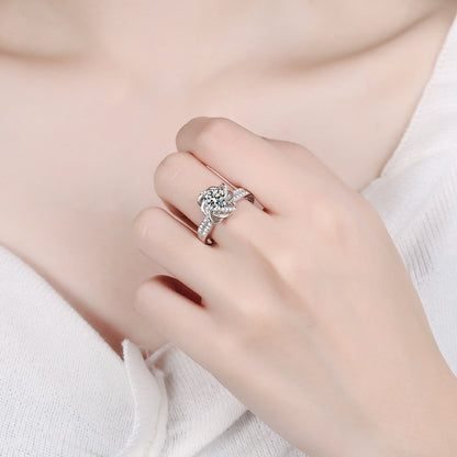 925 Sterling Silver Fountain-Set Moissanite Ring with Floral Design (1ct & 2ct Options)