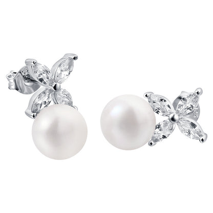 925 Sterling Silver Four-Leaf Clover Pearl Stud Earrings – Elegant Korean-Inspired Jewelry