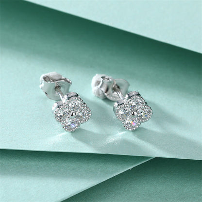925 Sterling Silver Four-Leaf Clover Stud Earrings – Elegant Floral Design with Zircon Accents