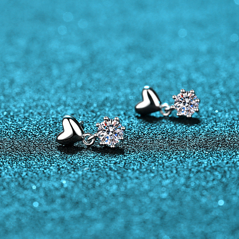 925 Sterling Silver Heart-Shaped Moissanite Stud Earrings - PT950 Gold Plated (0.6CT Total)