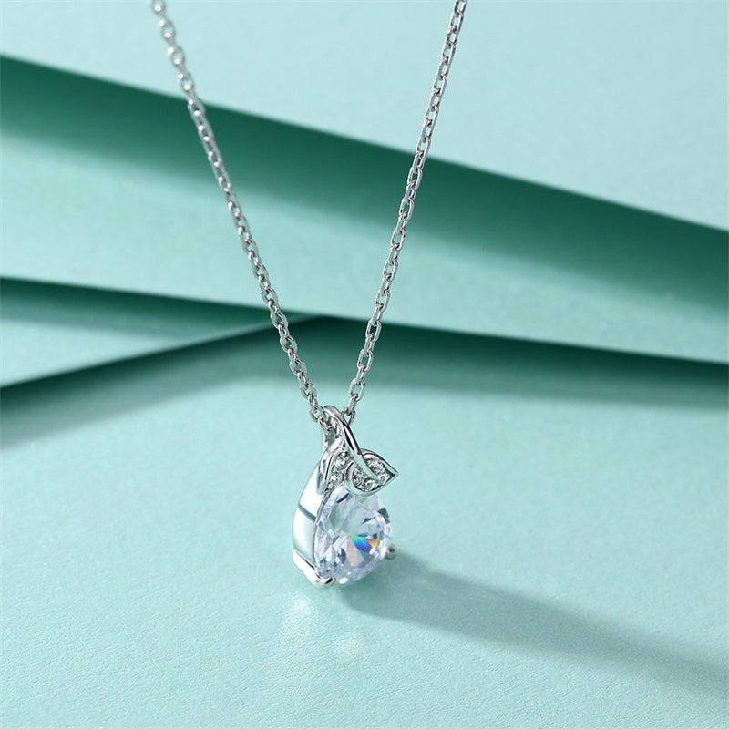 925 Sterling Silver Leaf Pendant Necklace - Elegant Teardrop Collarbone Chain