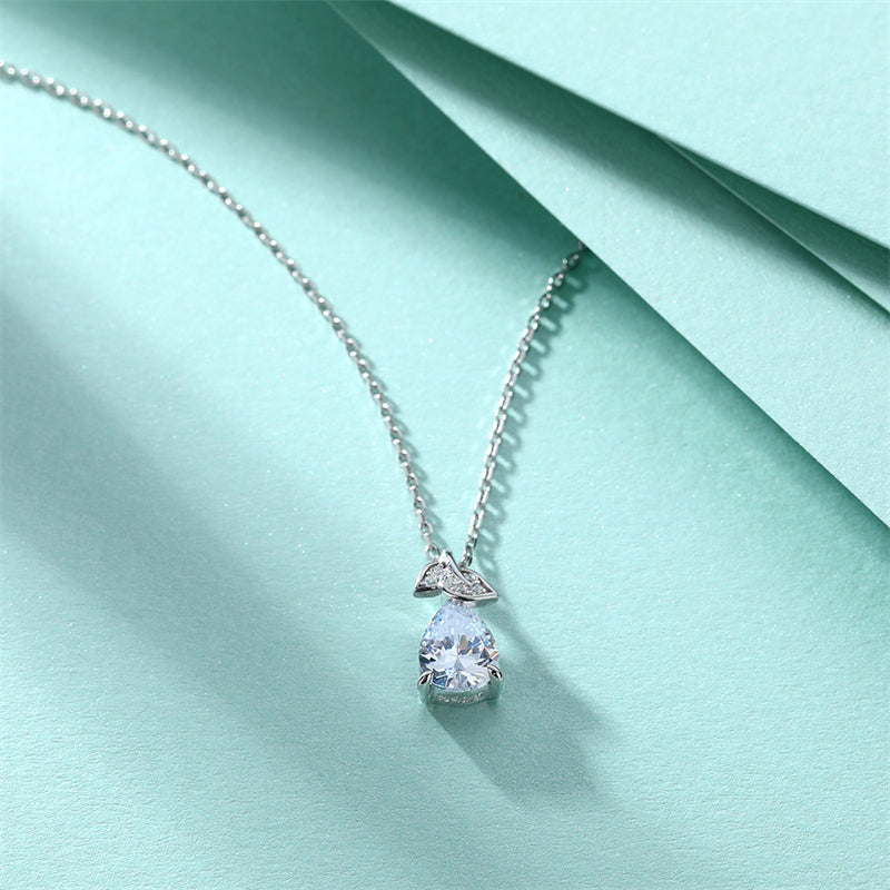 925 Sterling Silver Leaf Pendant Necklace - Elegant Teardrop Collarbone Chain