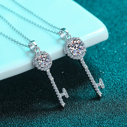 925 Sterling Silver PT950-Plated Key Pendant Necklace - 0.5CT/1CT Moissanite Korean Style Collarbone Chain