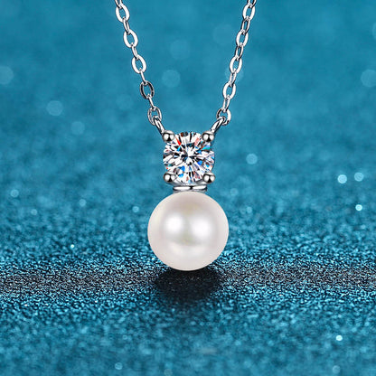 925 Sterling Silver Pearl & Moissanite Necklace - 0.5CT Diamond Simulant & 8mm Freshwater Pearl