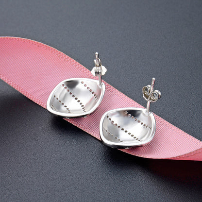 925 Sterling Silver Plated Oval Stud Earrings - 3.4g Korean Style Geometric Earrings with Plastic Backs