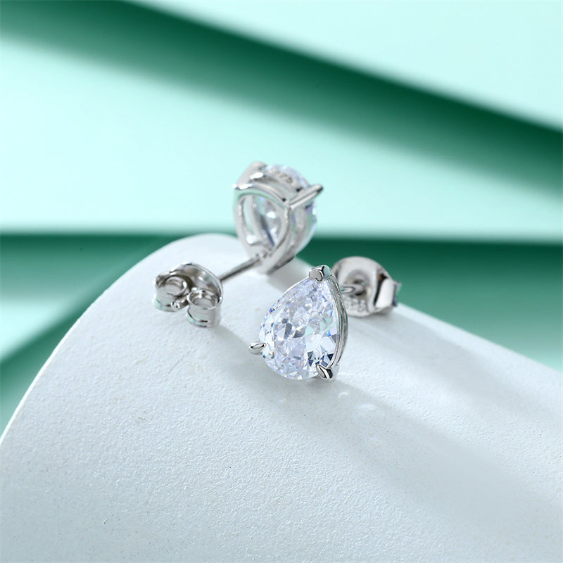 925 Sterling Silver Teardrop Stud Earrings – Elegant Pear-Shaped Zircon Design