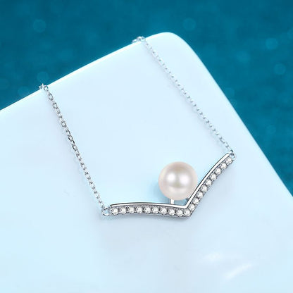 925 Sterling Silver V-Shaped Pendant Necklace - 0.285CT Moissanite & 8mm Freshwater Pearl Chain