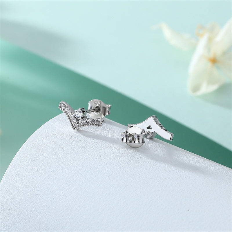 925 Sterling Silver 'V' Letter Stud Earrings – Minimalist Alphabet Zircon Jewelry