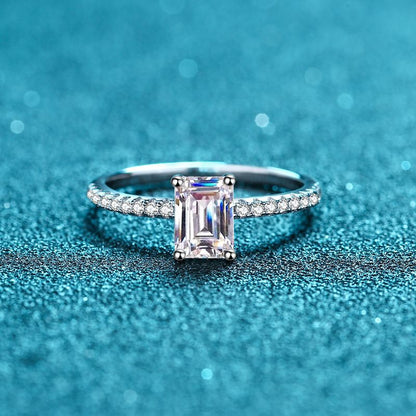 925 Sterling Silver 4-Prong Solitaire Ring | 1-2ct Emerald & Radiant Cut Moissanite
