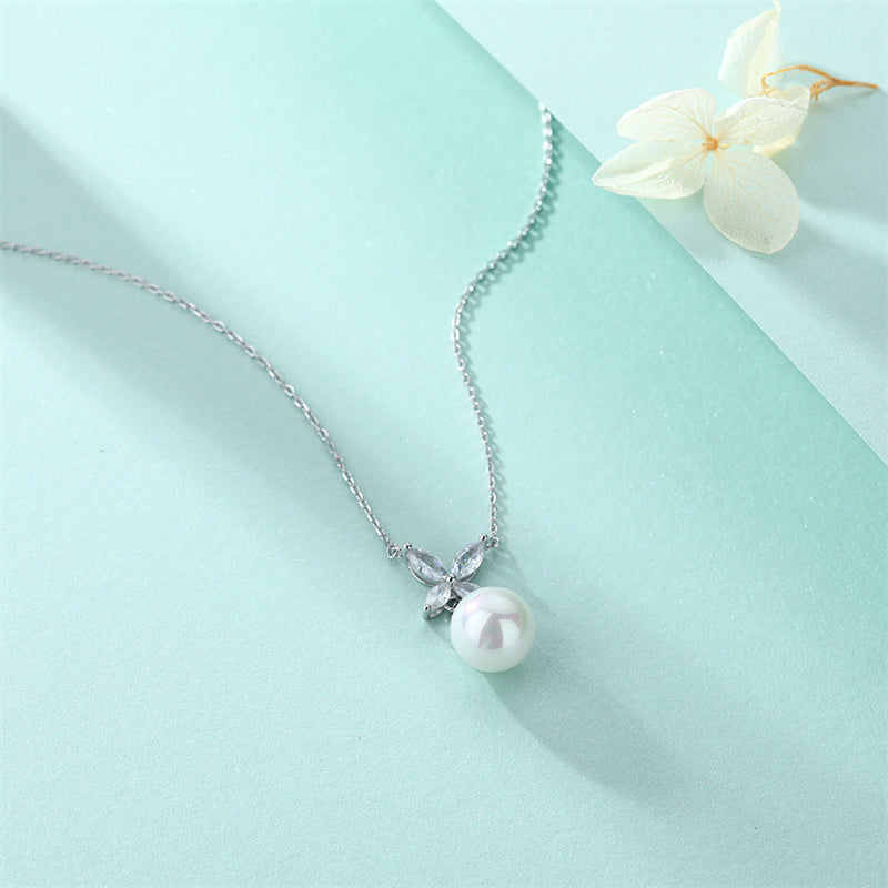 925 Sterling Silver Clover & Pearl Necklace - Nature-Inspired Lucky Charm