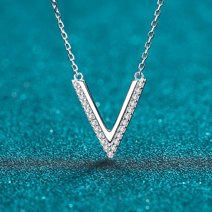 925 Sterling Silver V-Shaped Moissanite Necklace - 0.19CT Micro-Pavé Minimalist Pendant