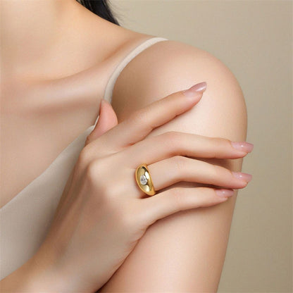 Chic 925 Silver Round Shape Ring