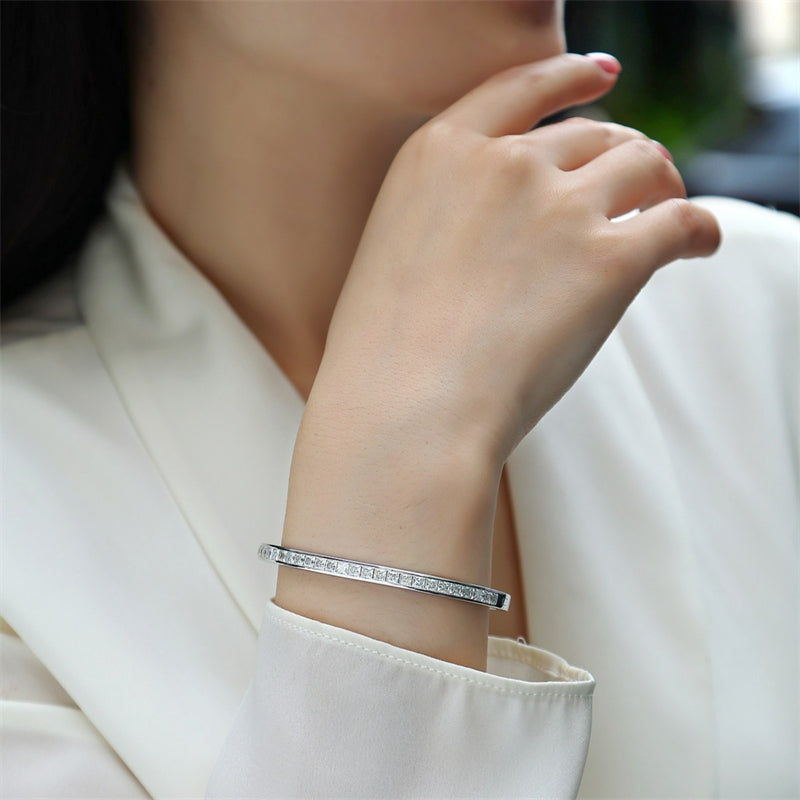 Chic Geometric Band with Sparkling Stones