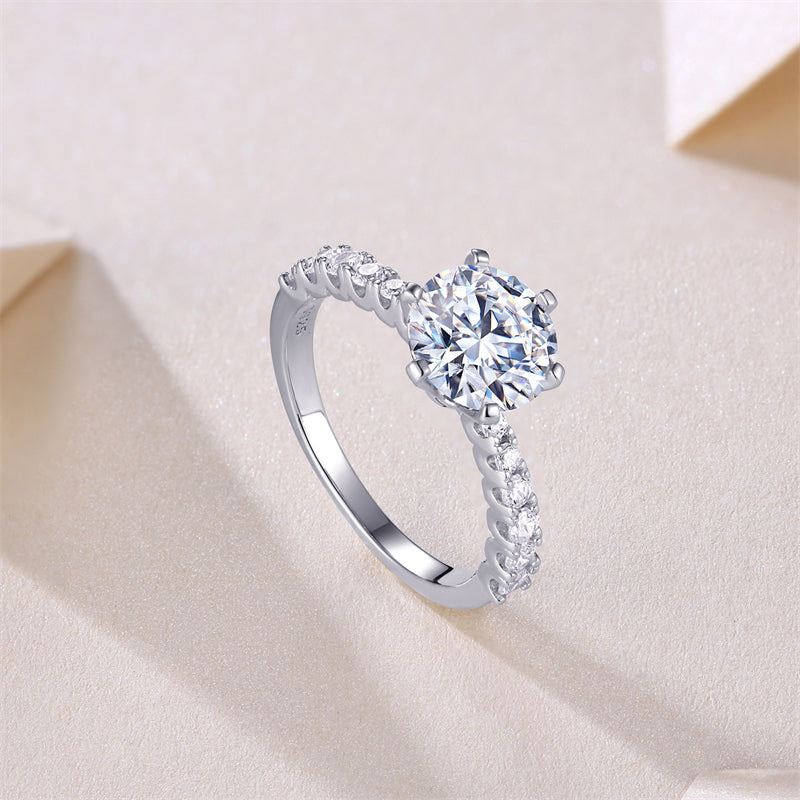 Chic Geometric Moissanite Band for Everyday Elegance