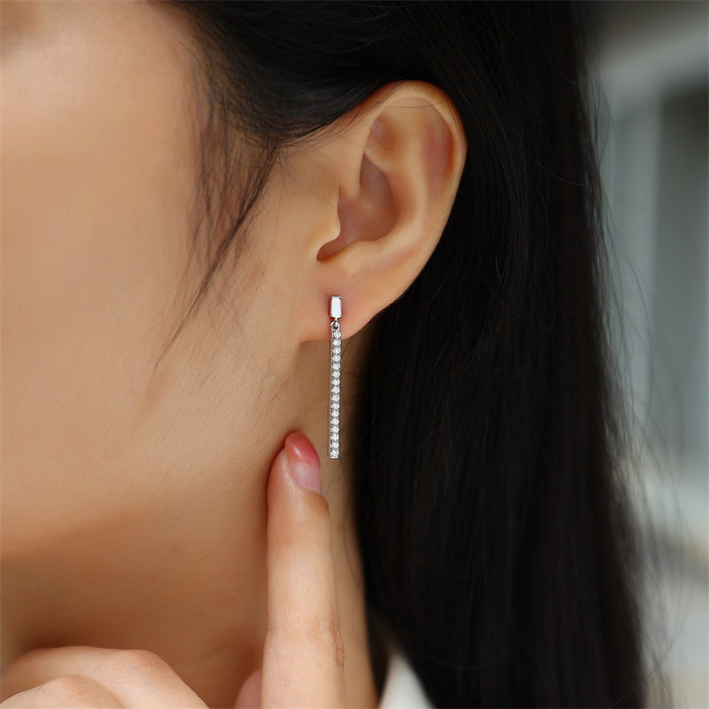 Chic Geometric Moissanite Hoop Earrings for Office Style