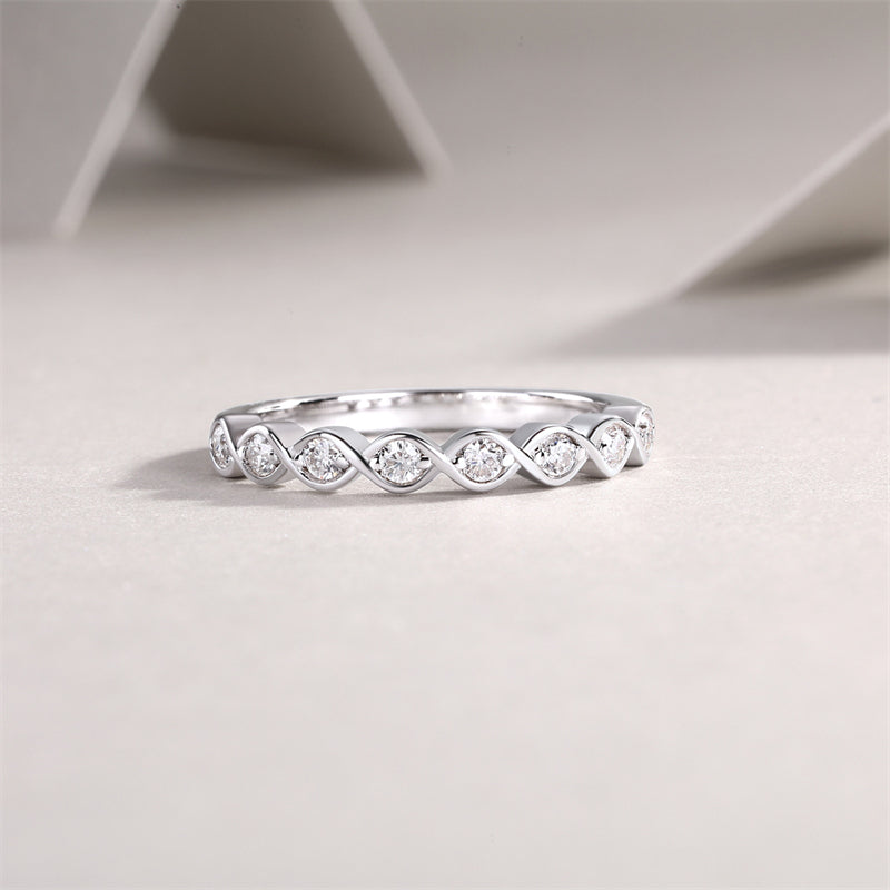 Chic Moissanite Accented Geometric Silver Band