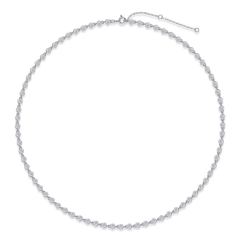 Chic Silver Pendant Necklace for Fashionable Women