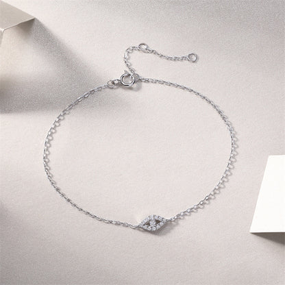 Classic Women's Moissanite Bracelet with Circular Patterns