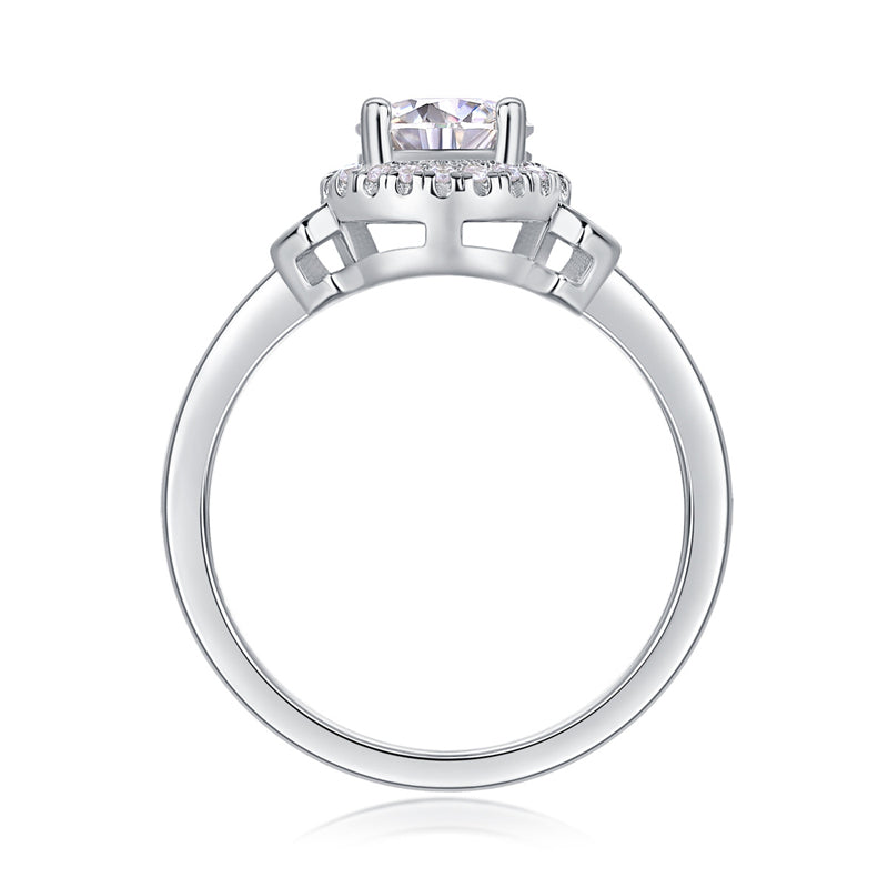 Contemporary 1 Carat Moissanite Ring for Women