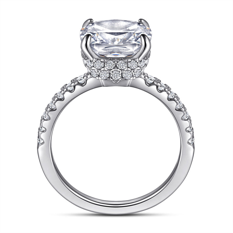 Cushion-Cut Zirconia 925 Silver Ring - Elegant Simulated Diamond Band