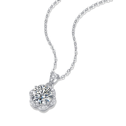 Delicate Bead Chain Necklace Featuring Floral Design