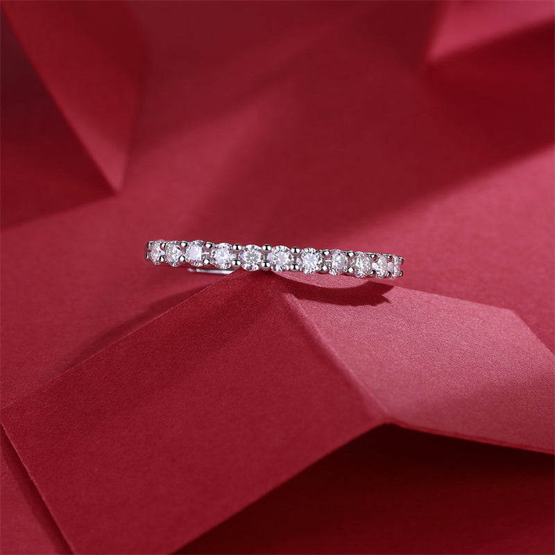 Delicate Geometric Ring with Moissanite